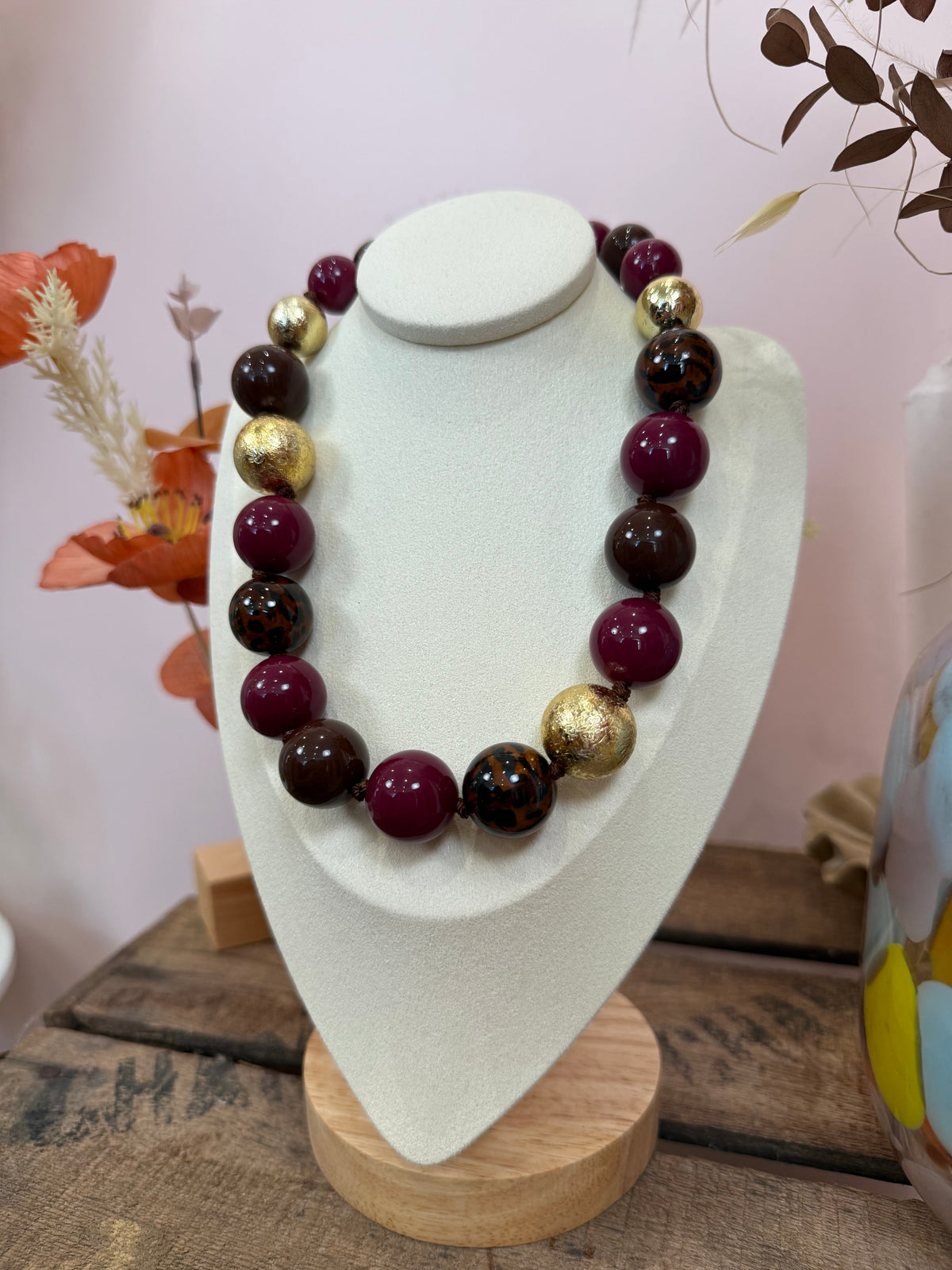 Collier léopard et bordeaux