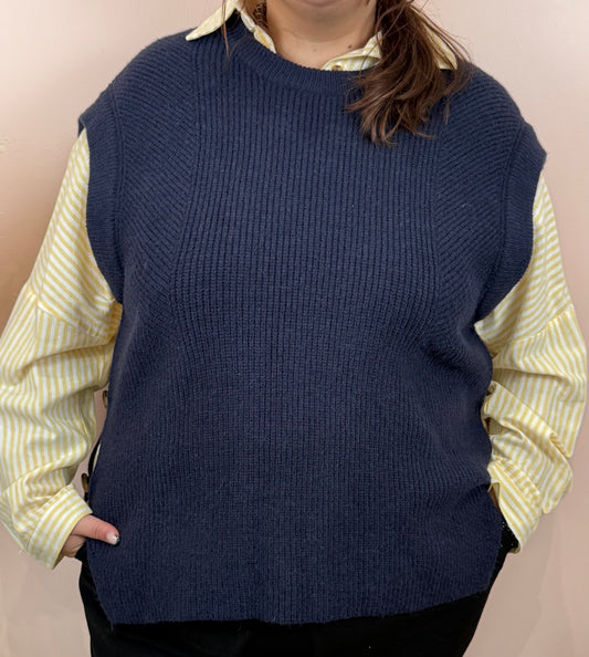 Pull sans manche crème et marine