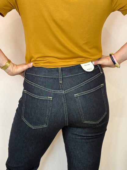 Mom jeans redial