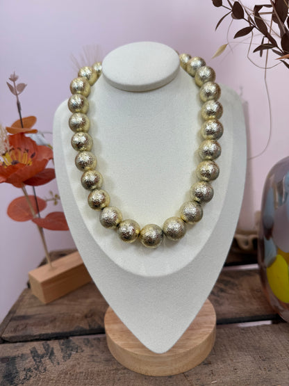 Collier doré