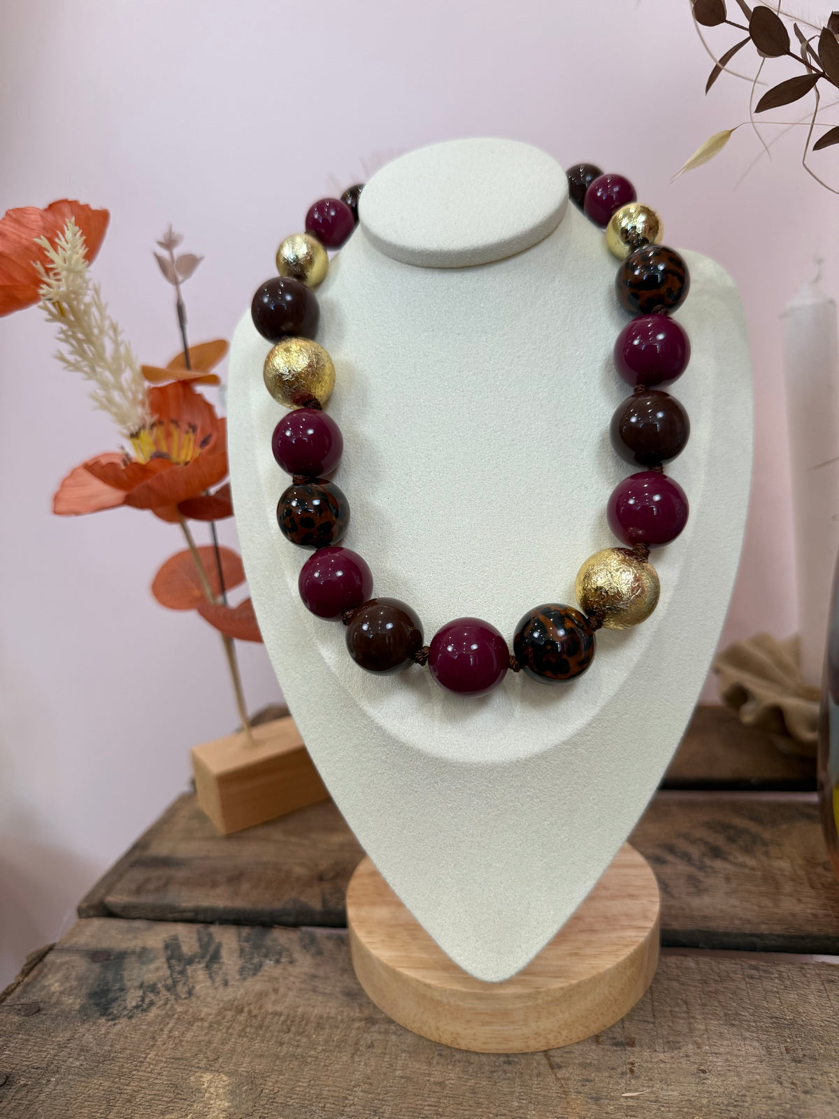 Collier léopard et bordeaux