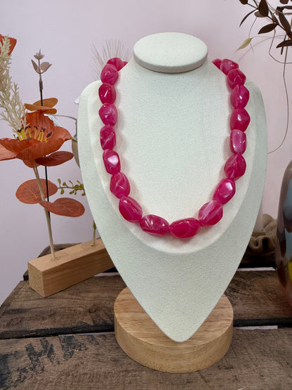 Collier fuchsia