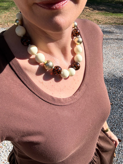 Collier Léo et doré
