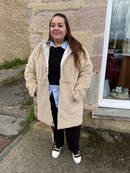 Parka imperméable fourrée dorée