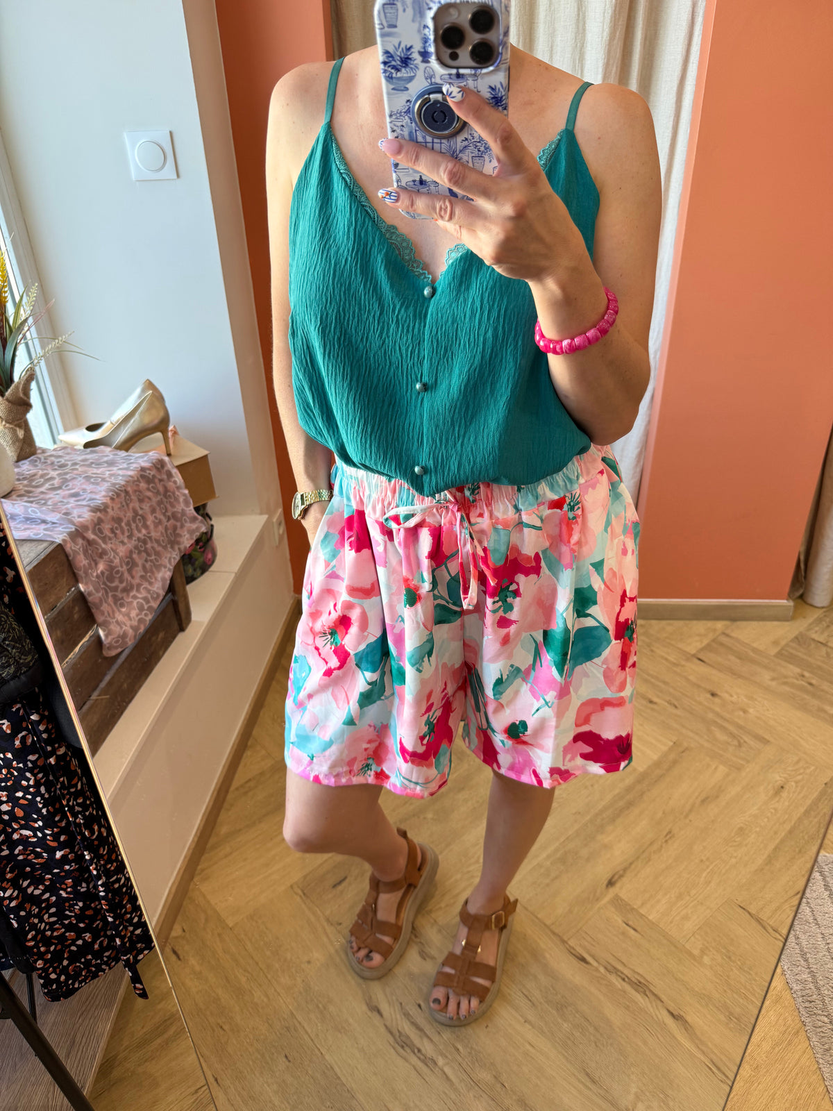 Short fleuri