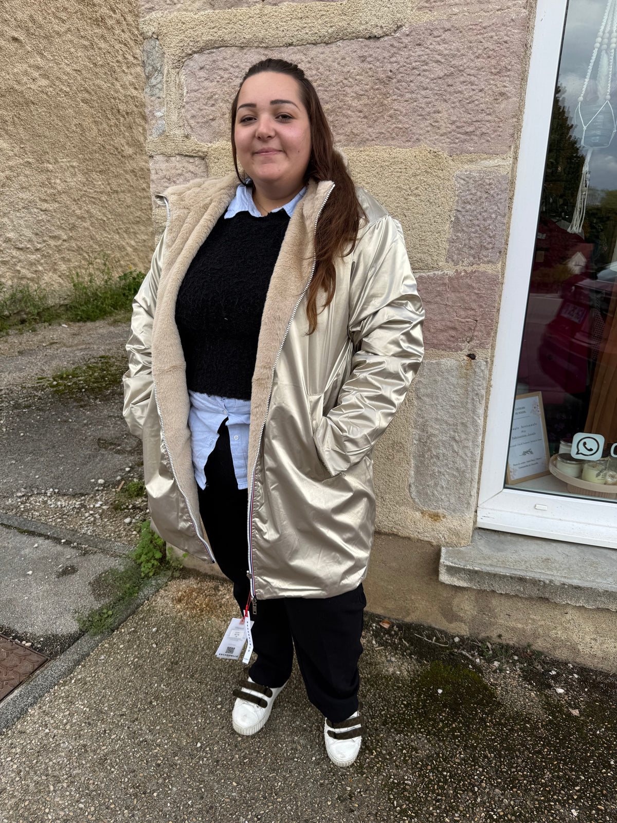 Parka imperméable fourrée dorée