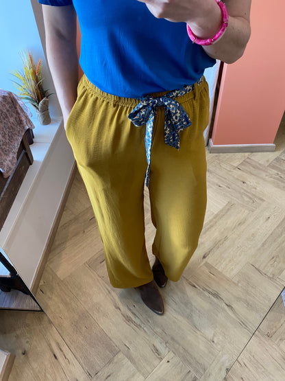 Pantalon fluide moutarde